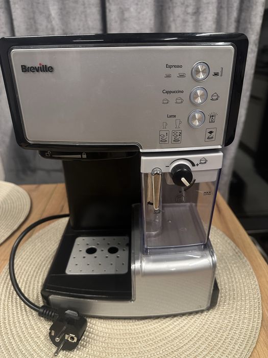Ekspres kolbowy BREVILLE VCF045X Prima Latte Srebrny
