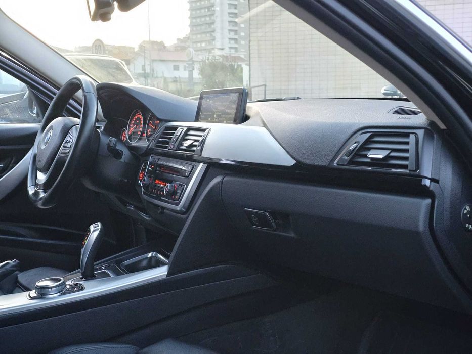 BMW 320D PACK M  "LOOK 335"