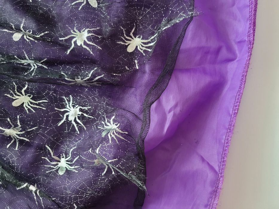 Kostium dla dziewczynki pajączek/czarownica rozmiar 4-6 lat