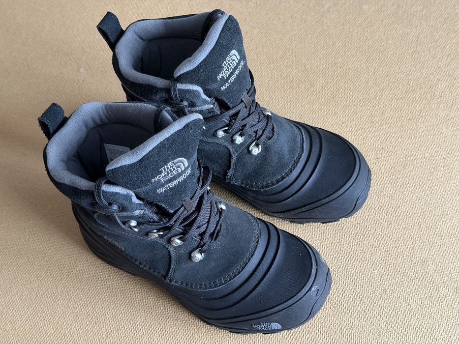 Продам ботінки The North Fase
