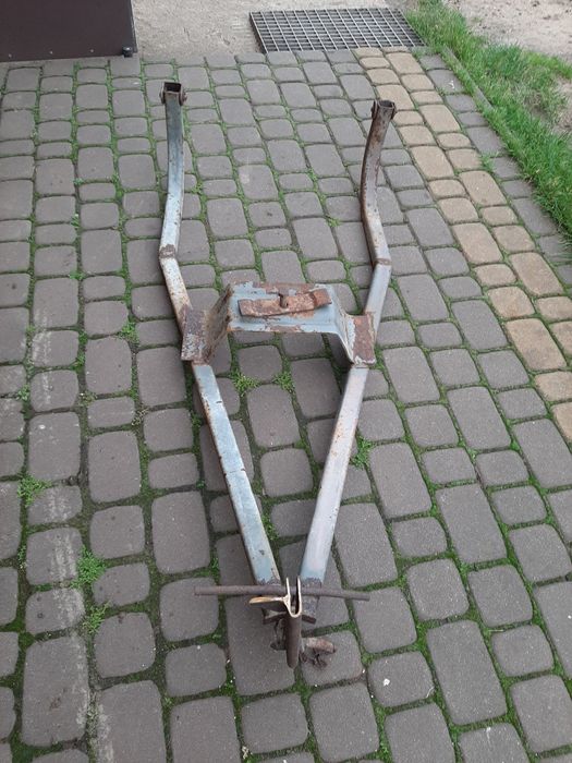 Zbiornik powietrza d-47 d-35 wieszak mocowanie