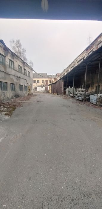 Продаж виробничо-складських приміщень