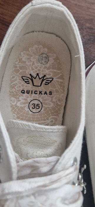 Sapatilhas Quickas 35