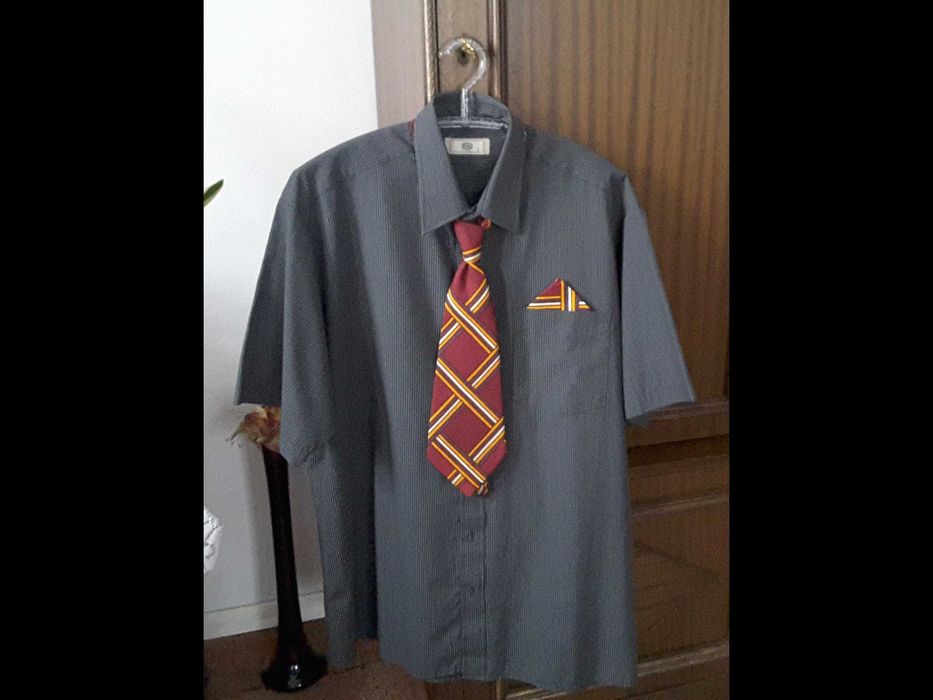 Czarna koszula męska C&A w drobne paski + krawat , rozmiar L