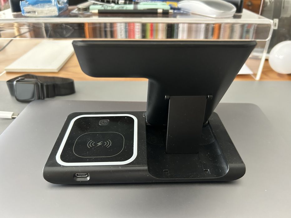 Carregador Wireless / Dock Station 3-1