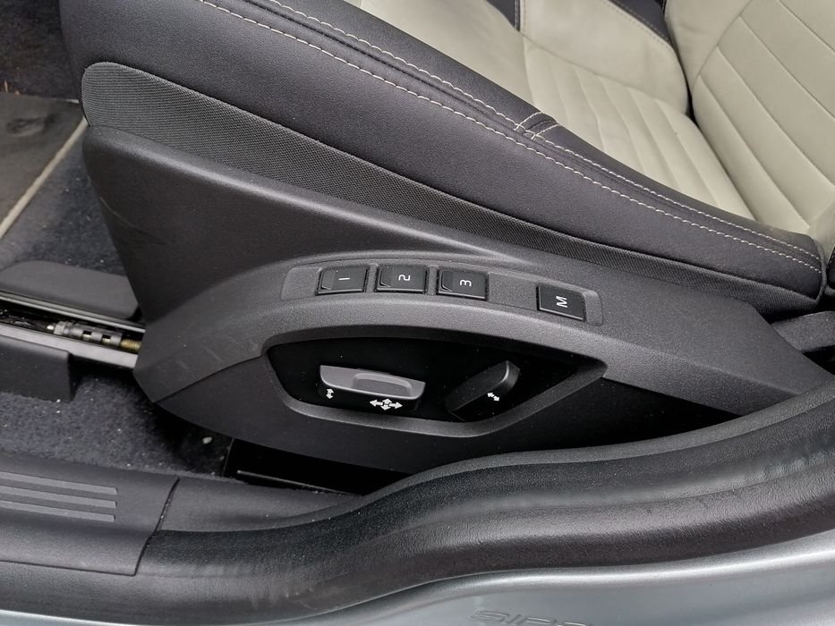 Volvo V50 Вольво В50