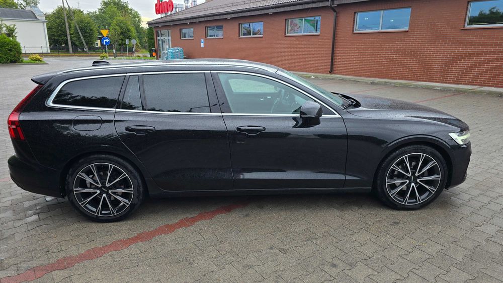 Volvo V60 D4 190 KM 2019