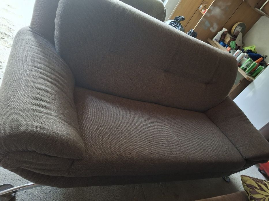 Zestaw: wersalka rozkladana, sofa i fotel