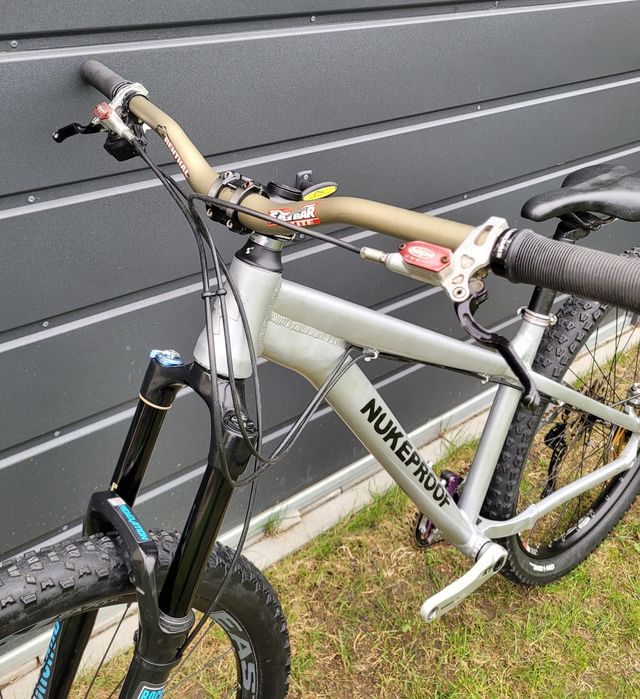 Rower Nukeproof Scout 27.5 mtb dh fr ns dirt