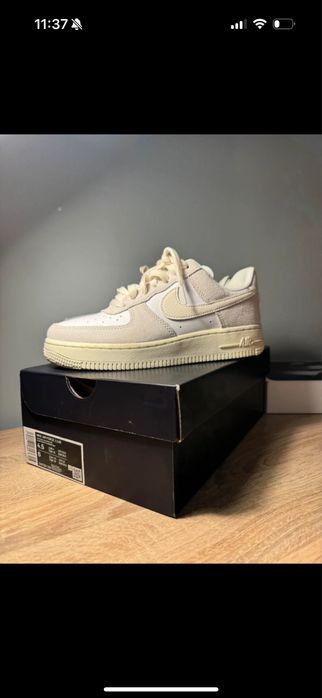 Bezowe nike air force nowe,