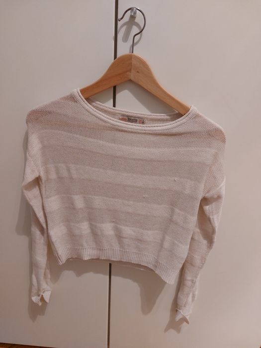 Camisola branca às riscas