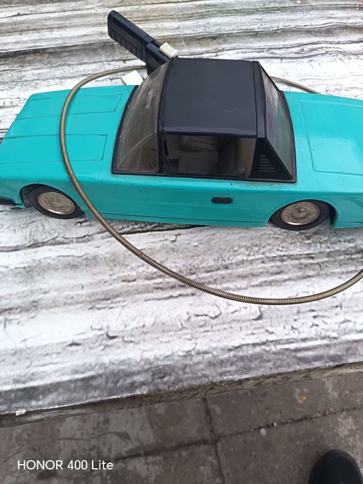 Zabawki z PRL plastikowe pudełko samochód