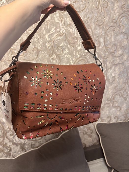 Новая, с биркой сумка Desigual