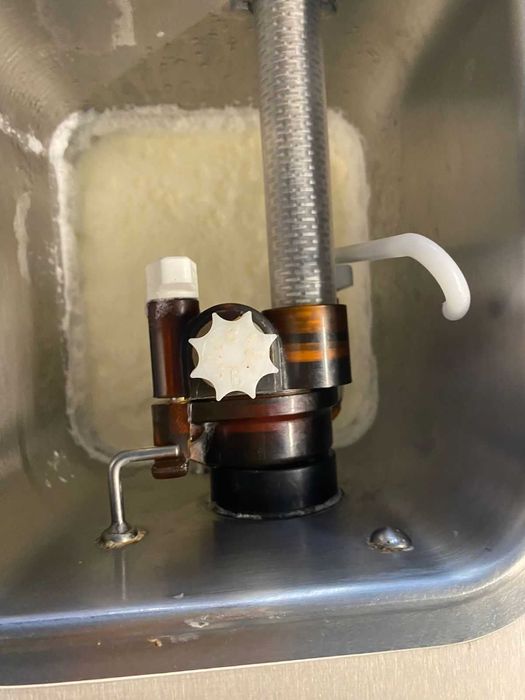 Máquina de chantilly Carpigiani 2 litros