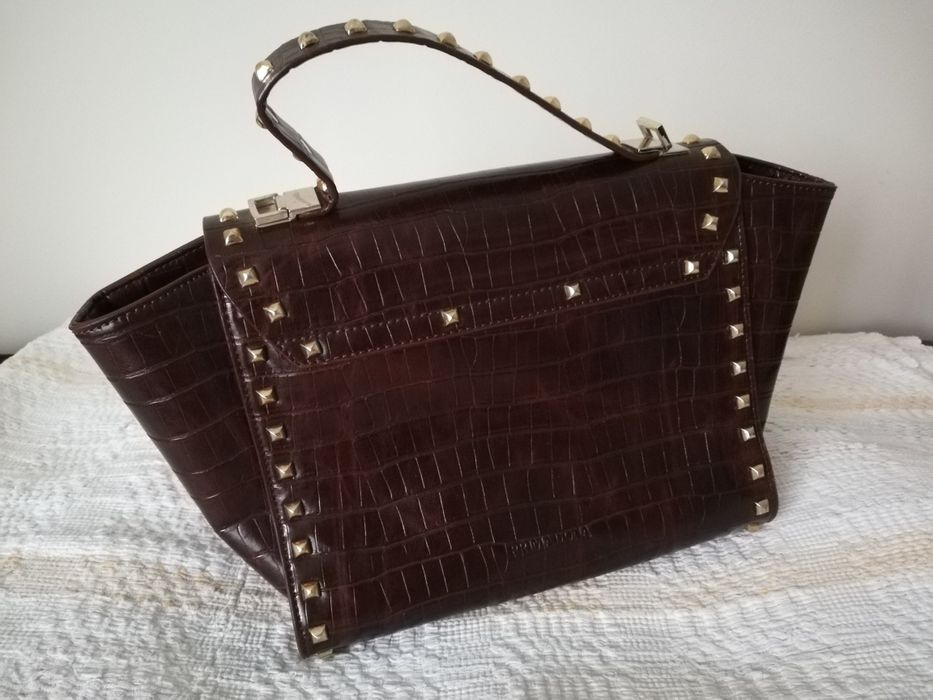 Mala de senhora, marca Primadona