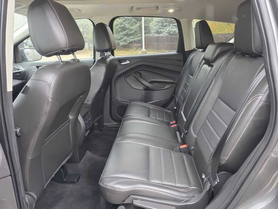 Ford Escape      2015