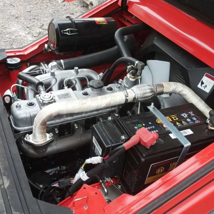 Позашляховий/Вседорожній навантажувач вилковий підвищеної прохідності