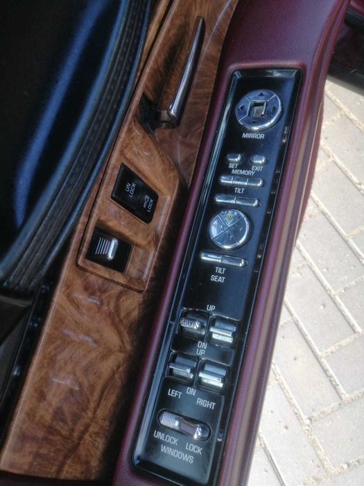 Buick Park Avenue 1992 photo 5