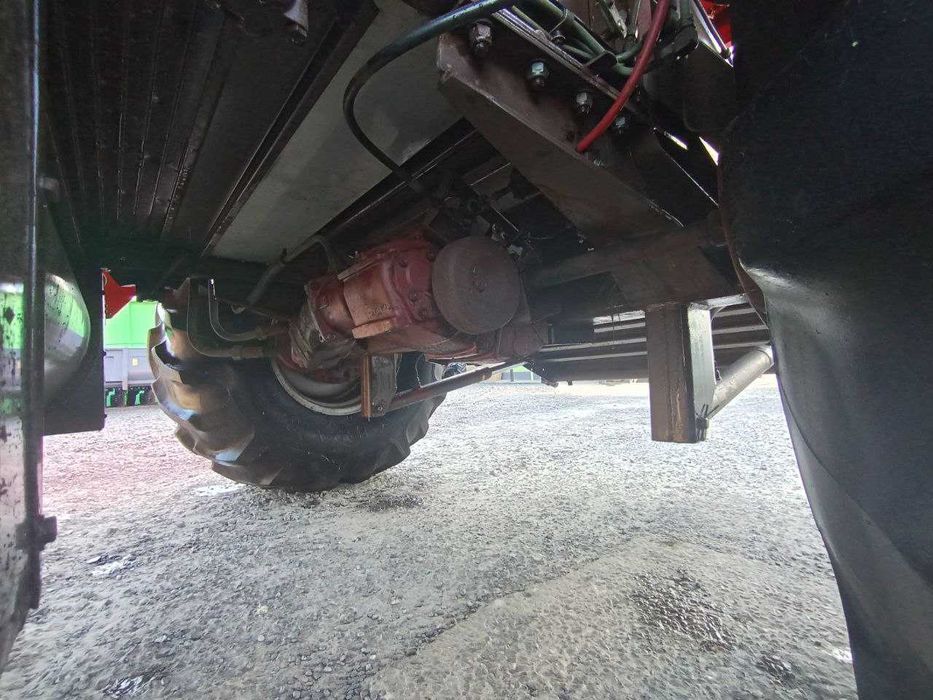 Комбайн Dronningborg D 7500 з гідроходом