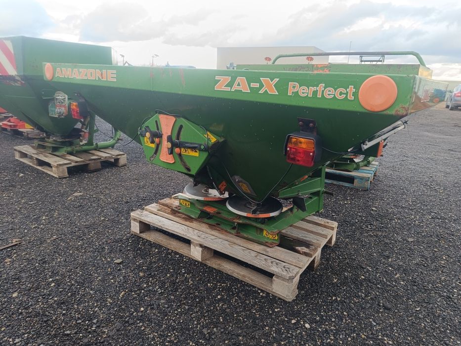 Rozsiewacz Nawozu Amazone