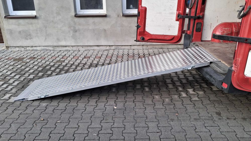 Rampa Aluminiowa 325x75cm Najazd Podjazd do 700kg 4 uchwyty - OD RĘKI