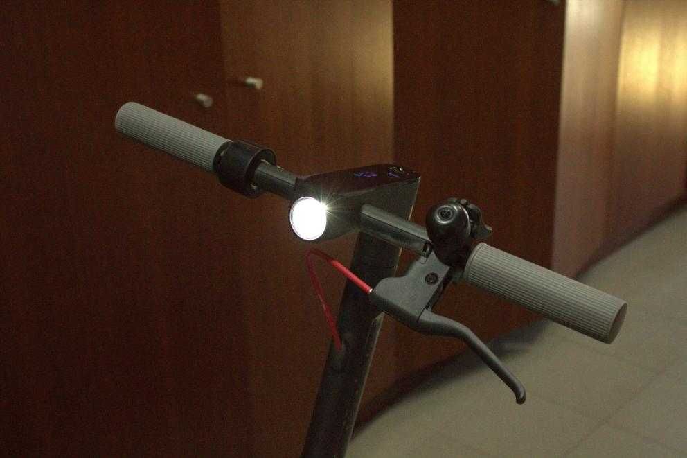 MI ELECTRIC SCOOTER 4 PRO