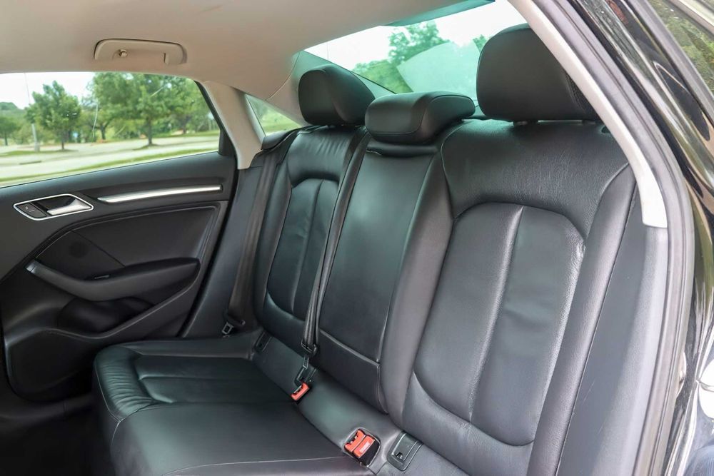 Audi A3      2015