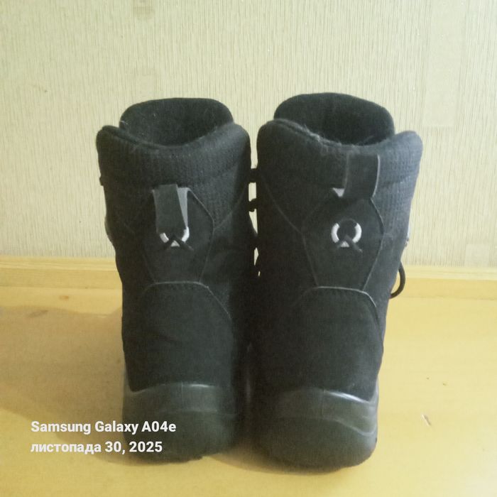 Трекінгові жіночі черевики LOWA, 37р