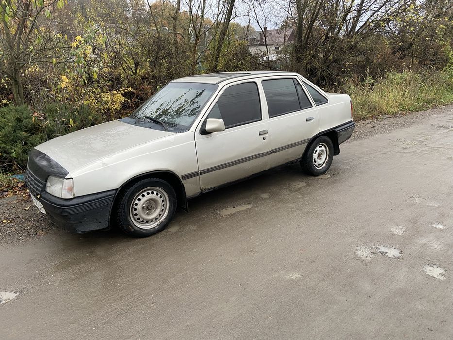 Opel Kadett продам