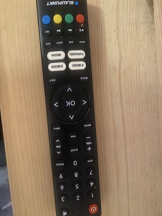 TV 32” Blaupunkt + Box Xiaomi (vendo junto ou separado)