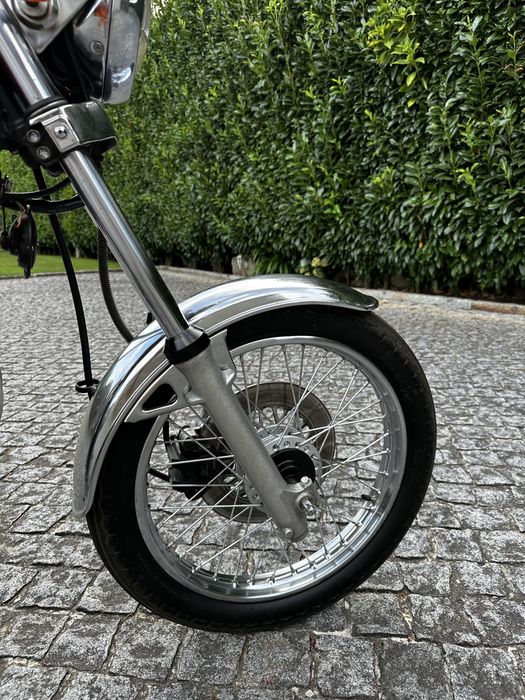 Suzuki GN 250 – Clássica Restaurada, Impecável!