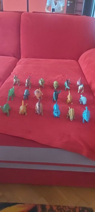 Figurka dinozaur