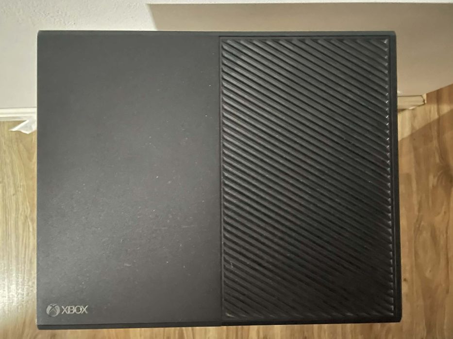 XBOX ONE konsola joystick plus  gry