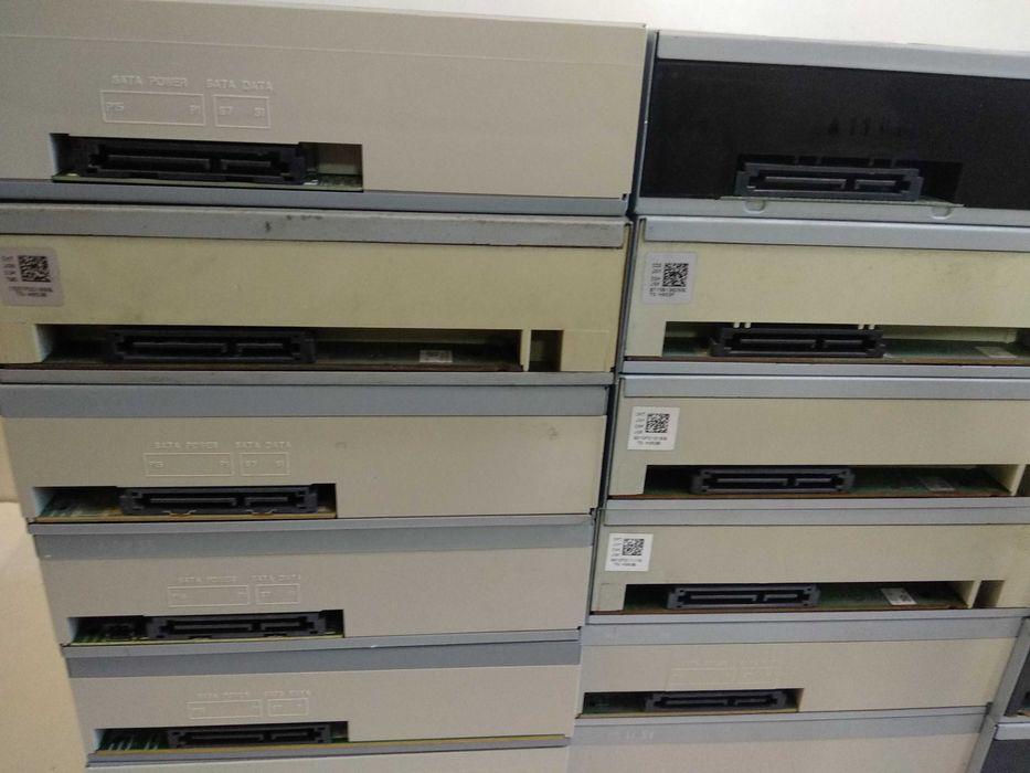 dvd привод рабочий с европейский системников проверенный