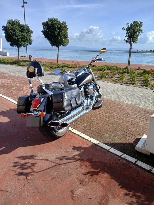 Suzuki Intruder VLR1800 edição limitada