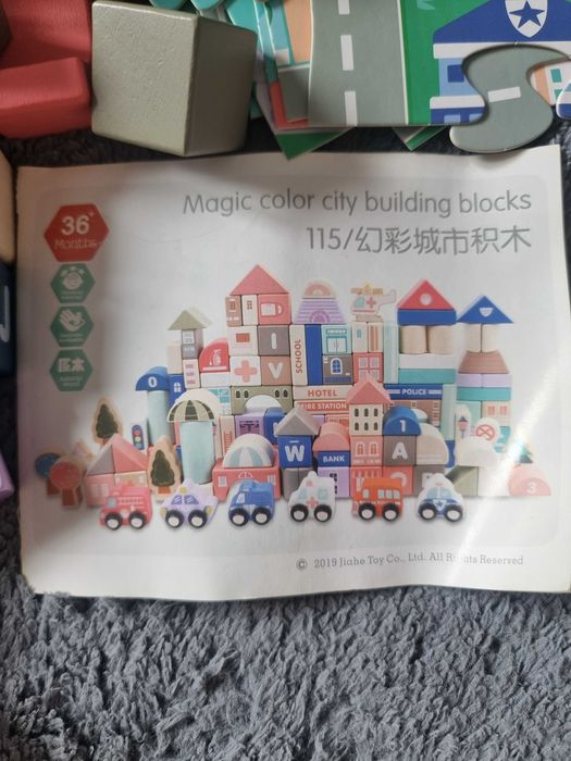 Klocki drewniane miasto puzzle autka jak nowe