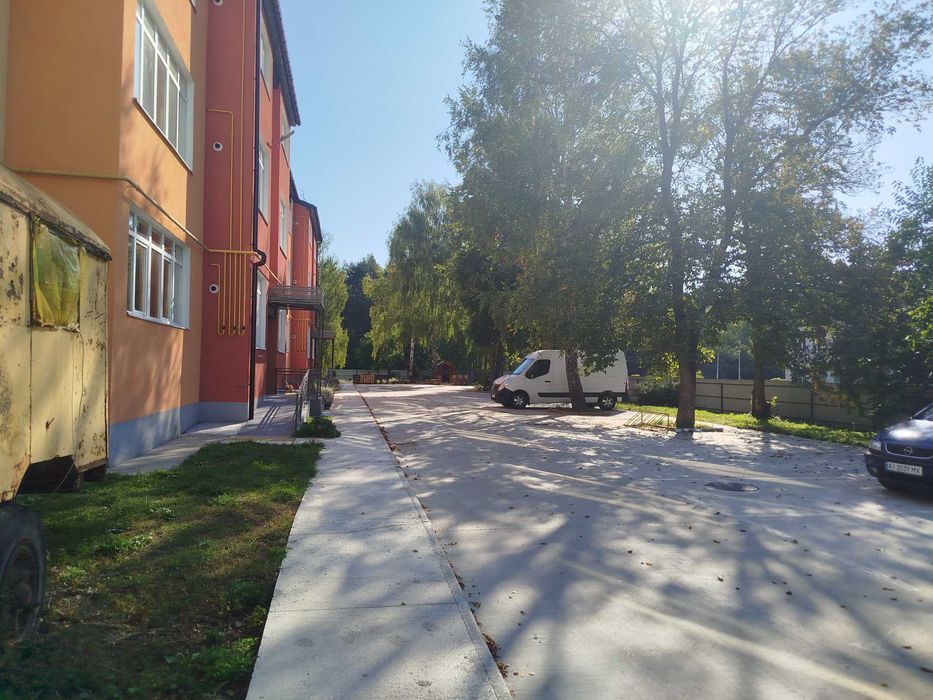 2 кімнатна квартира по вул. Прилуцькій