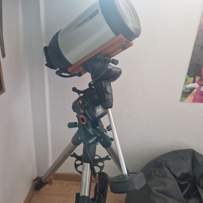 1 Telescópio Celestron Schmidt-Cassegrain SC 203/2032   c/ material
