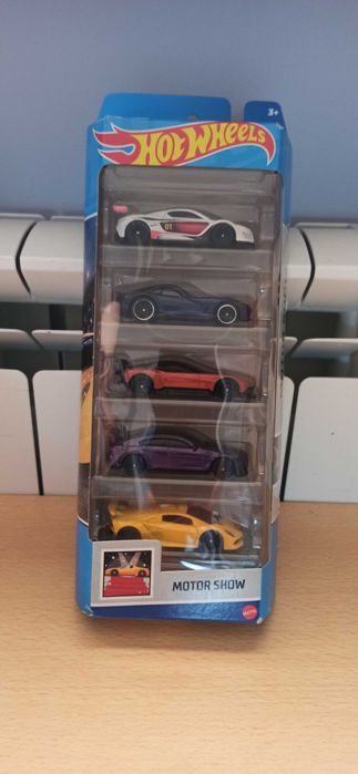 5-pack hot wheels