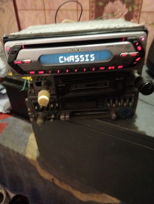 Продам SONI Автомагнітола.