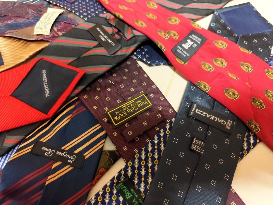 Lote de 15 Gravatas antigas (Vintage)