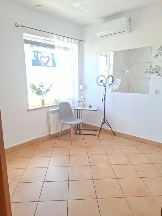 Gabinet do wynajęcia| kosmetyka | Stylizacja Paznokci | 24 lata bazy klientek | centrum osiedla