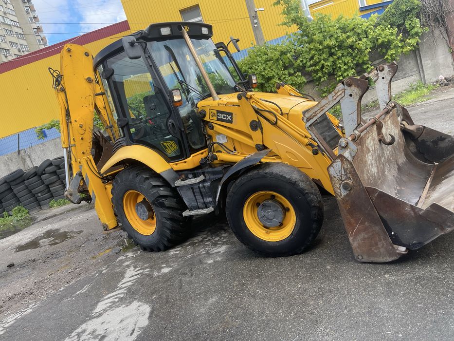 Екскаватор навантажувач JCB 3CX