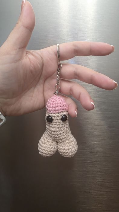 Mr. Pipister брелок