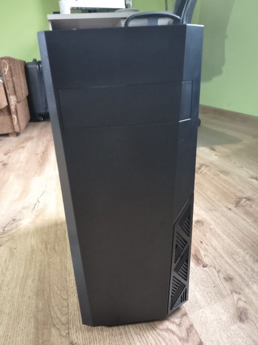 Obudowa komputera Zalman T8