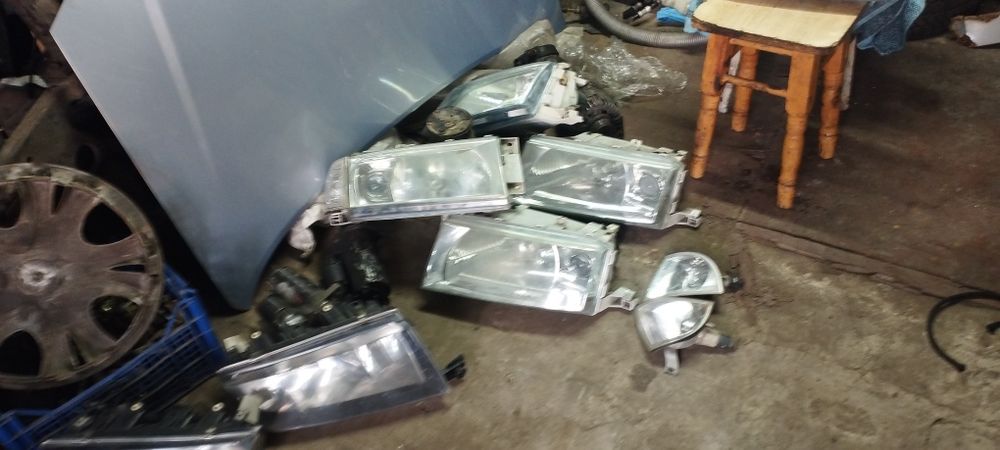 Продам до шкода Октавія тур замки фари капоти і багато іншог