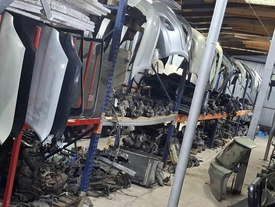 Шрот Tovota avensls T27 09-15 ,, великий вибір деталей авто шрот