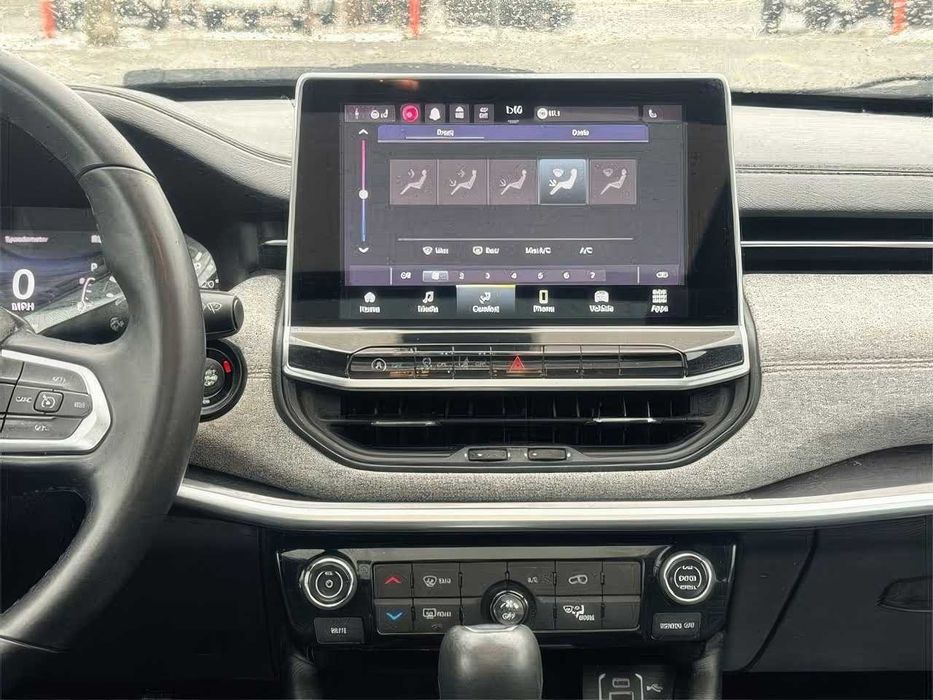 Jeep Compass      2021