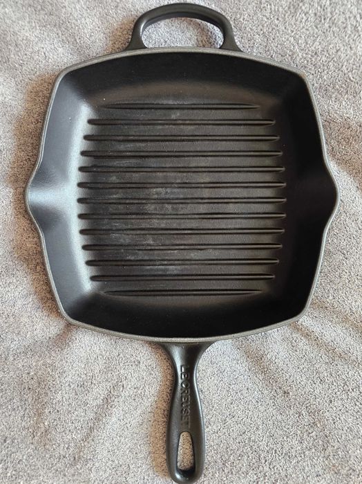 Сковорідка-гриль Le Creuset Signature 26 см чавунна