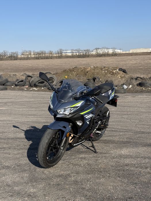 Kawasaki ninja 400
